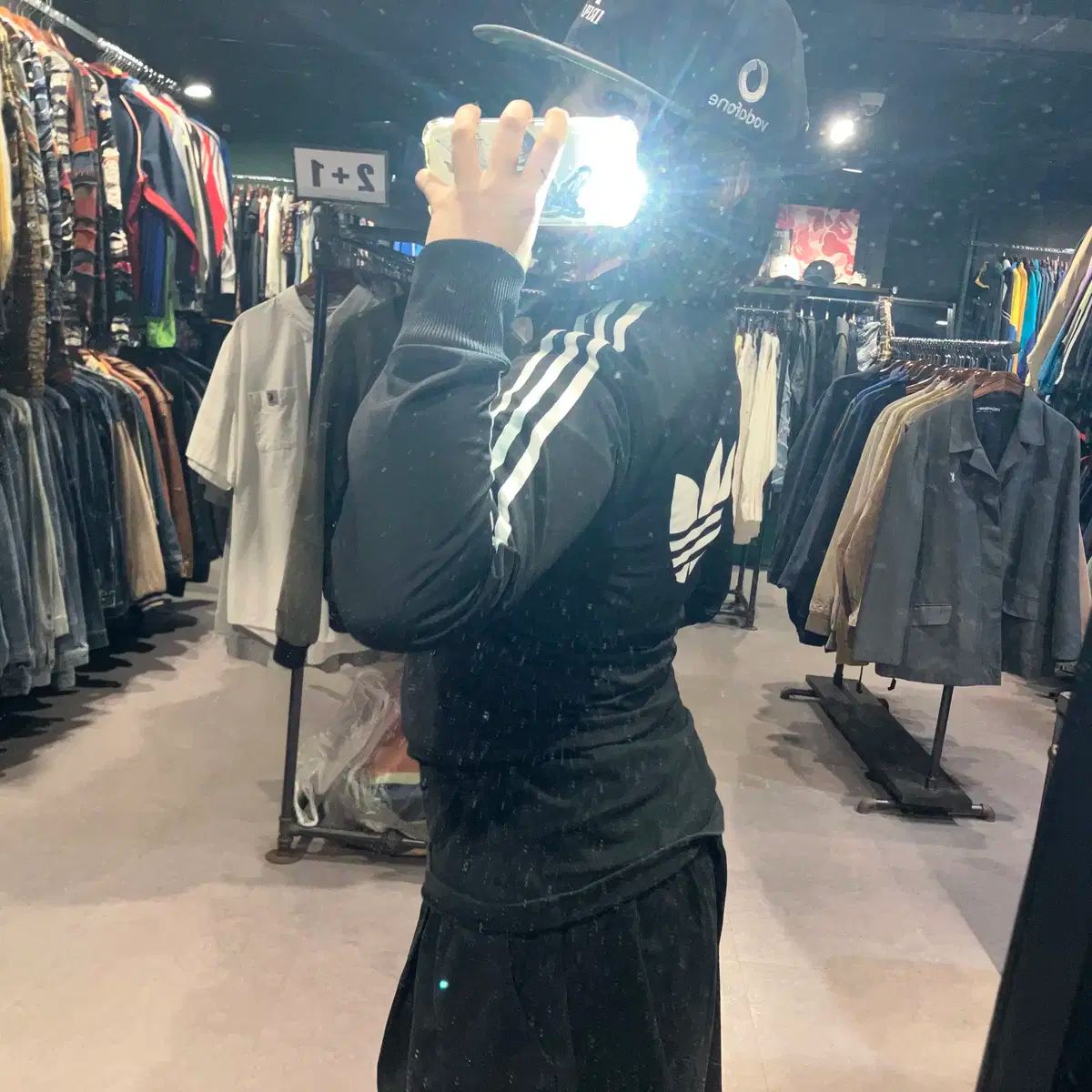 adidas アディダス