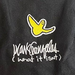 What it isNt) ART BY MARKGONZALES / (ワットイットイズント