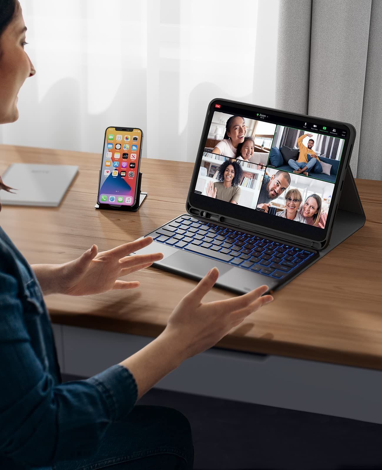 新品 [2024年進級版] iPad 第10世代 キーボード ケース 10.9インチ タッチパッド付き 7色バックライト ワイヤレス Bluetooth キーボードカバー 脱着式 多角度調整 耐衝撃 オートスリープ機能付き 薄 キーボード iPad ケース 軽量 キーボード付きケース 第10
