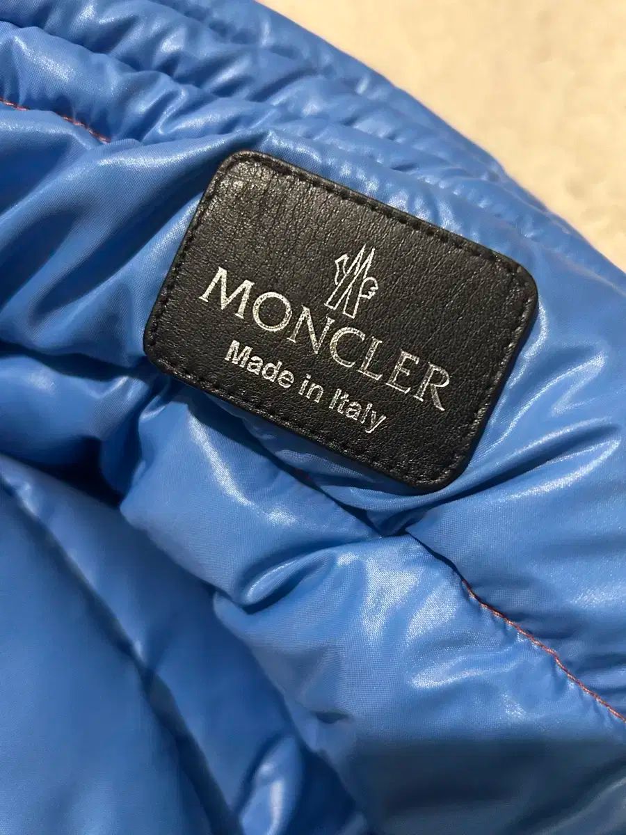 モンクレール オレンジ COLOR クラッチバッグ WWW_NOITHATQUANGTHANH_NET