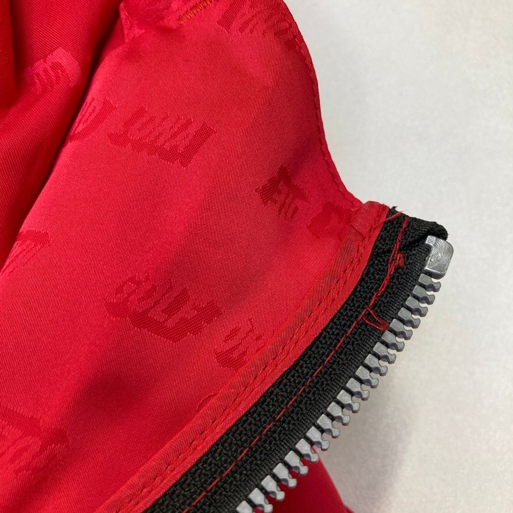 マークアンドロナ ジップパーカー