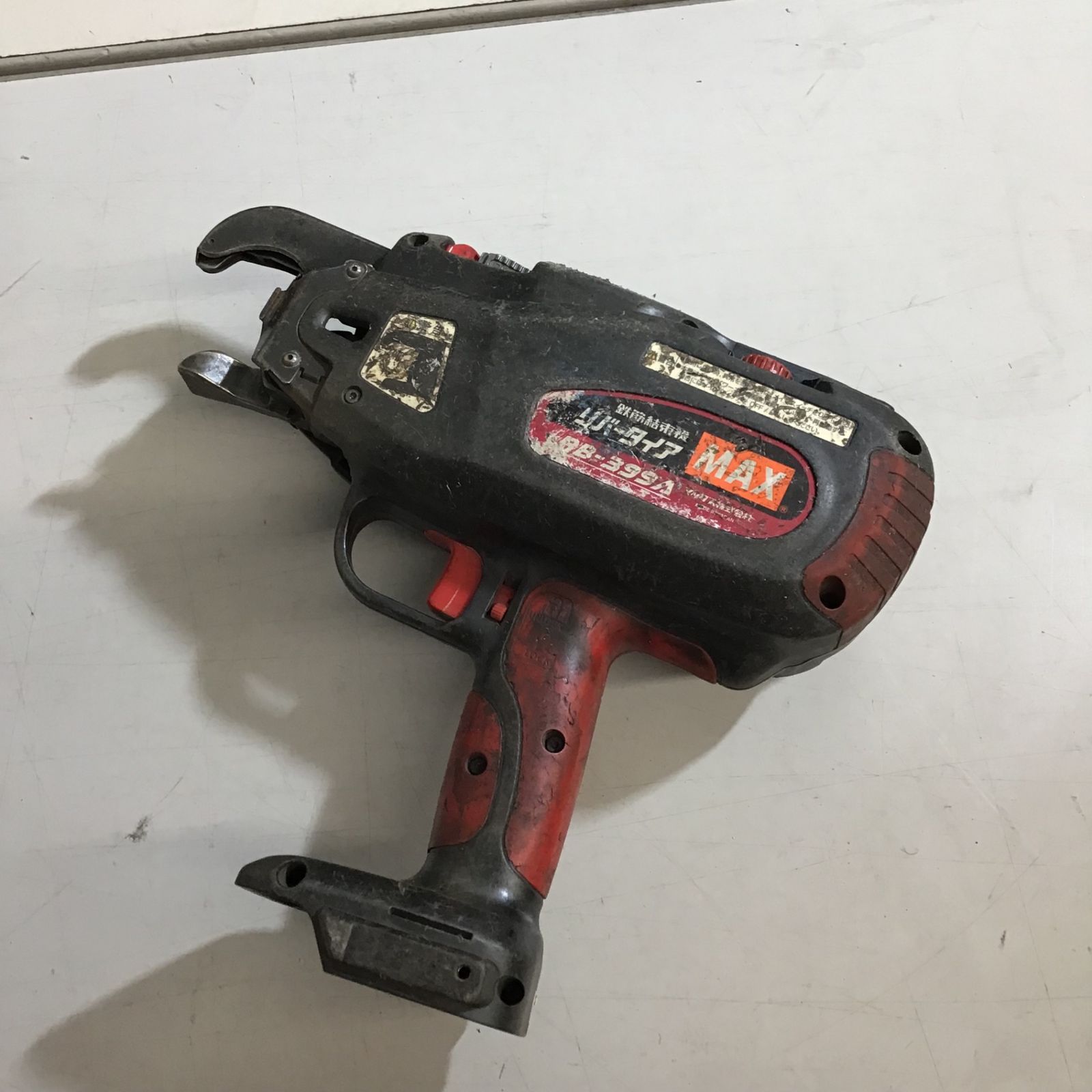 【中古品、銀行振込みのみ対応可能商品!!】マックス RB-399A-B2C/40A 鉄筋結束機 リバータイア【102-190921-KK-04-FUR】