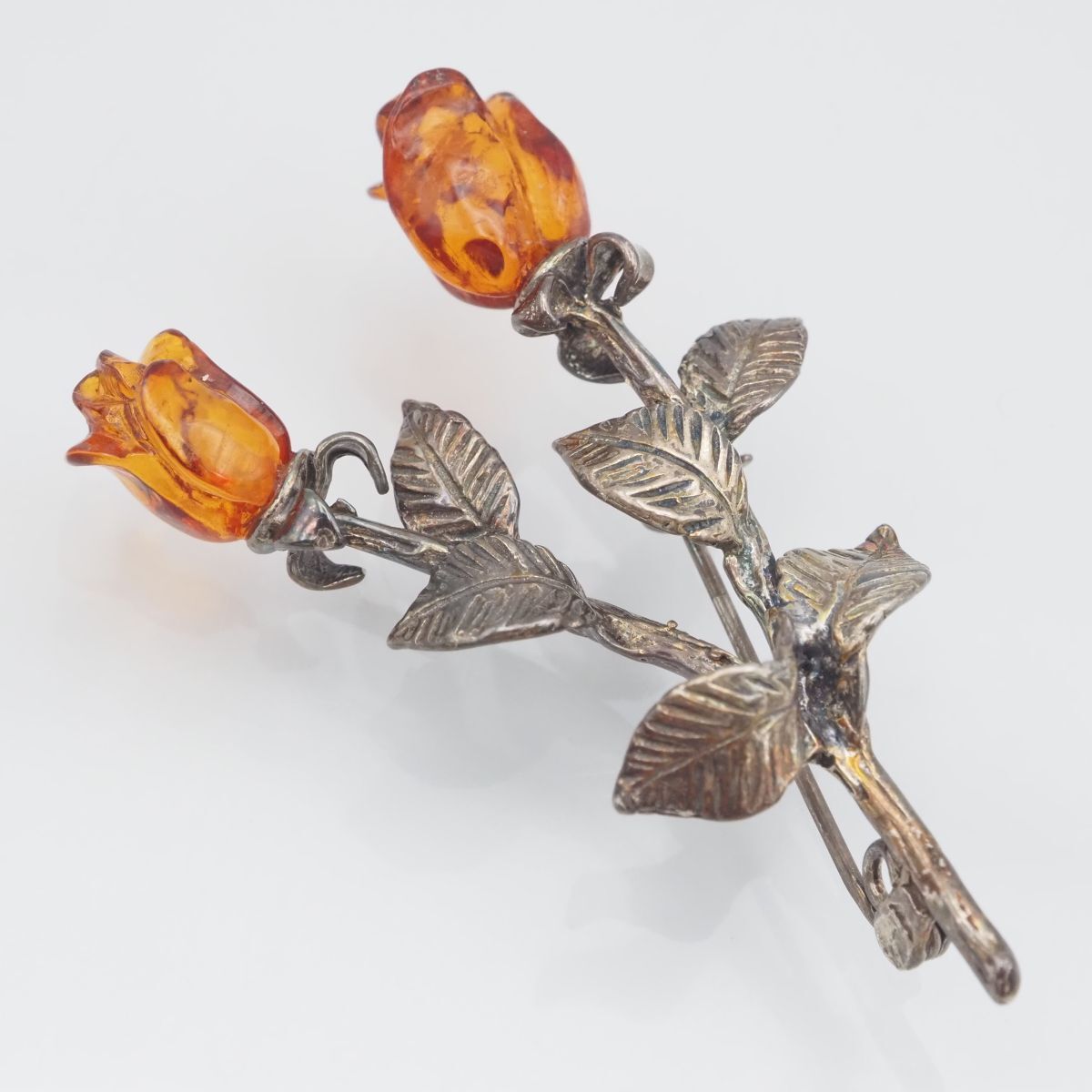 F456 琥珀 コハク アンバー 925刻印 ブローチ 薔薇 バラ ローズ デザイン シルバー ヴィンテージ