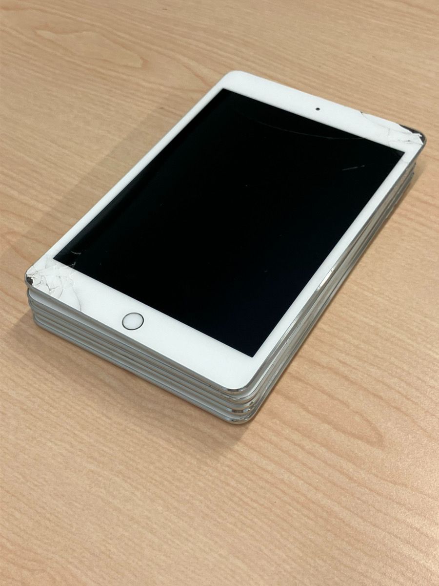 ジャンク品】iPad mini 第4～5世代 16GB～128GB 画面割れ 5台セット