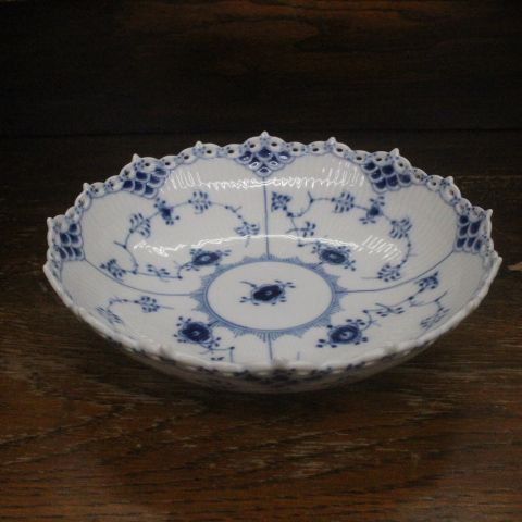 ロイヤルコペンハーゲン ブルーフルーテッド フルレース 直径約20.5cm