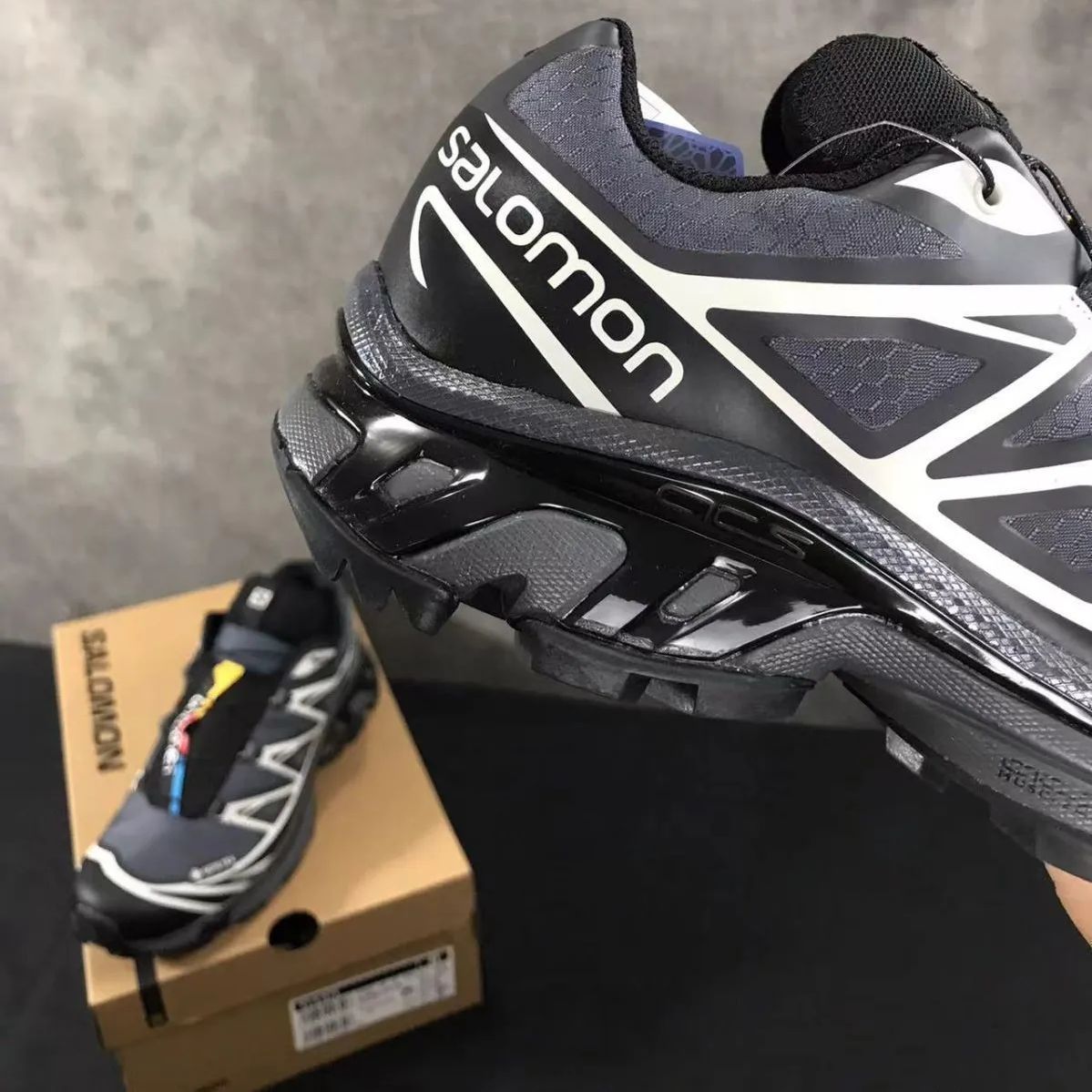 SALOMON サロモン XT-6 ブラック スニーカー