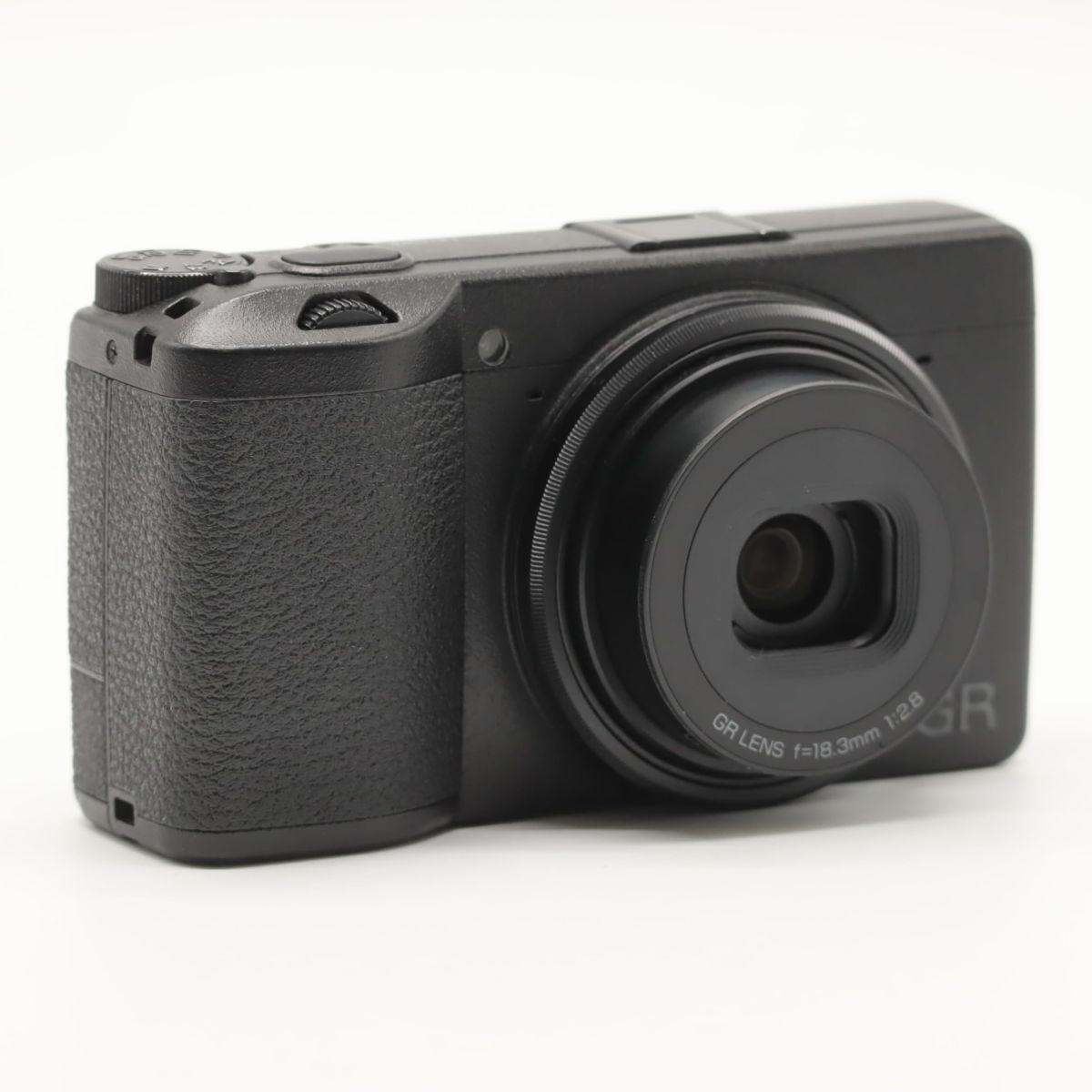 RICOH GR III デジタルカメラ ショット数19329枚 - メルカリ