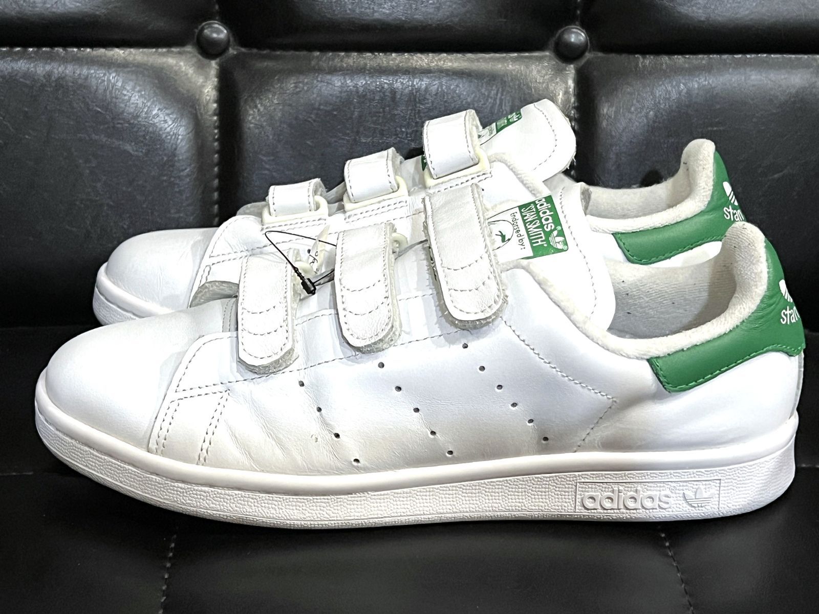 美品 アディダス 天然皮革 スタンスミス コンフォート 25.5cm 白緑 adidas STAN SMITH CF S75187 ベルクロ -  メルカリ