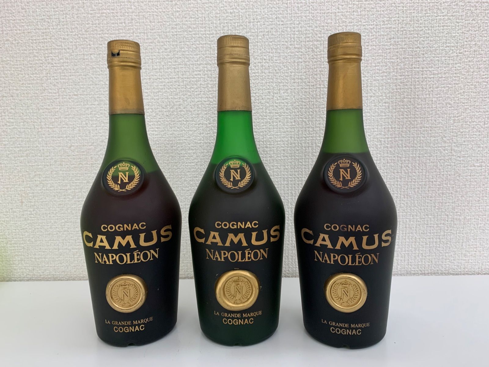 CAMUS ナポレオン コニャック 3本セット C666① - メルカリ