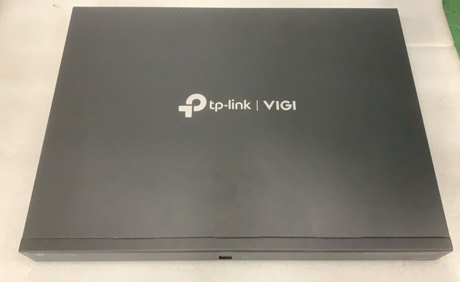 VIGI NVR4032H VIGI 32チャンネル ネットワークビデオレコーダー --523610
