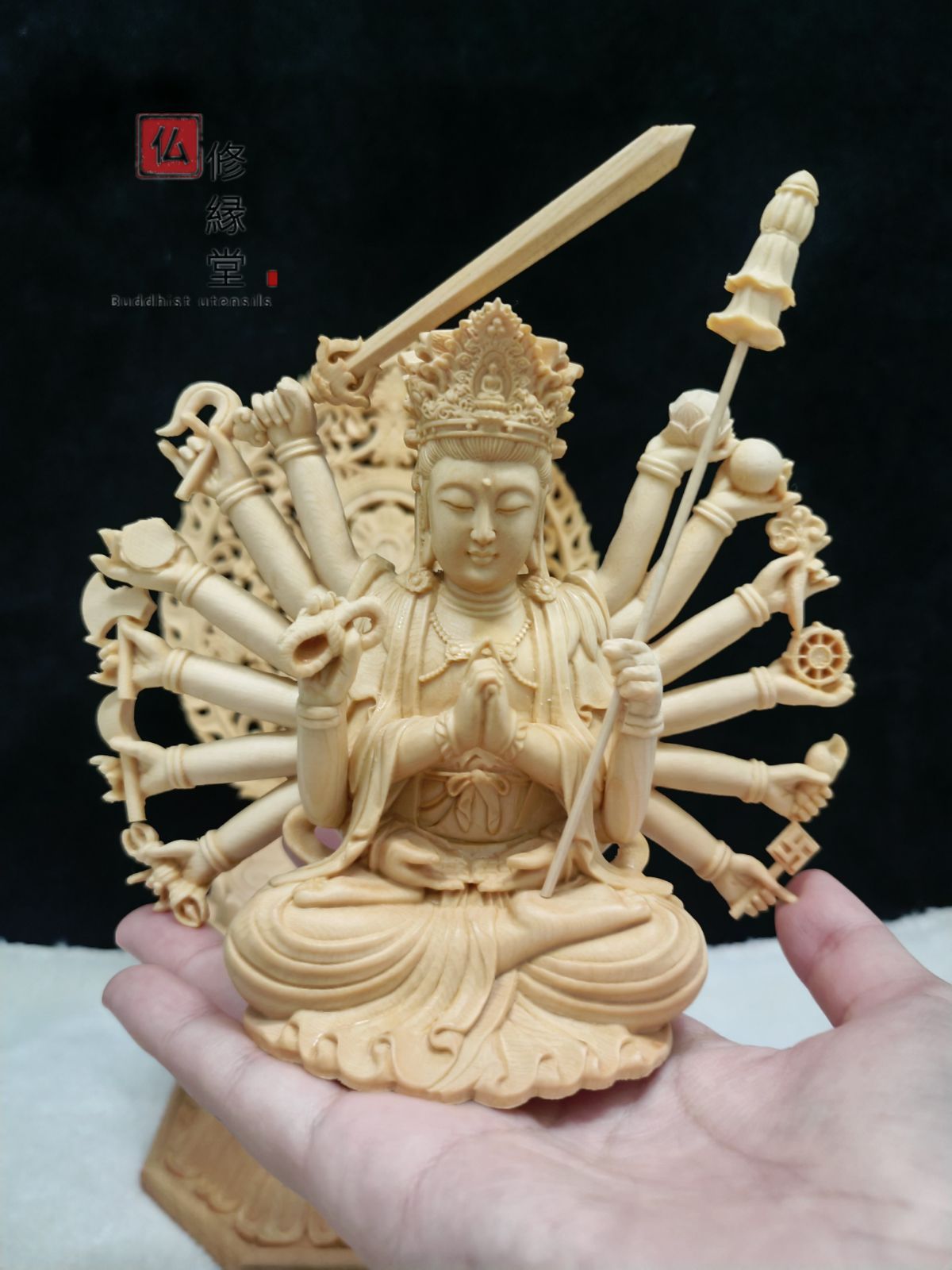 珍品 木彫仏像 准提菩薩座像 准提仏母 彫刻 一刀彫 天然木檜材 修縁堂】珍品 木彫仏像 准提菩薩座像 准提仏母 彫刻 一刀彫