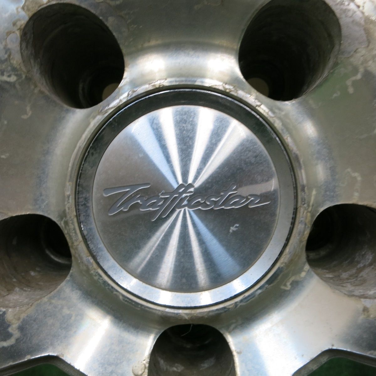 送料無料] バリ溝！9.5分☆TRAFFICSTAR RTS 225/35R20 245/35R20 ATR
