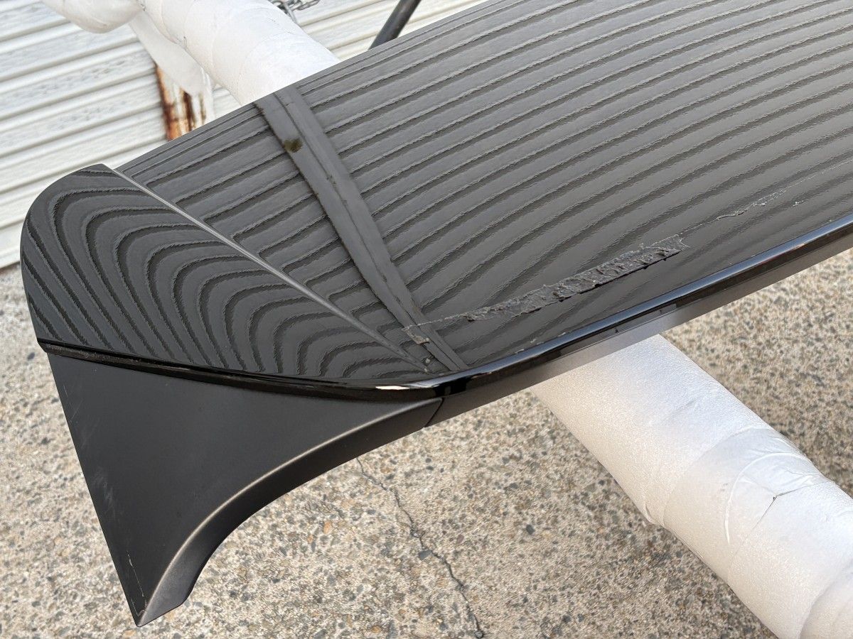 ハリアー MXU80系 リアルーフ&リアミドルスポイラー2点セット ブラック