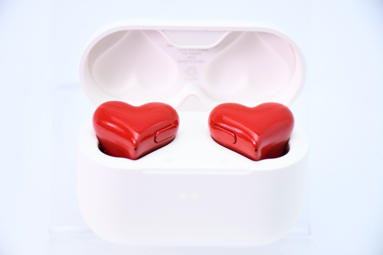 HeartBuds Softbank ワイヤレスイヤホン 赤色 HeartBuds 正規品 ソフトバンク ワイヤレスイヤホン レッド