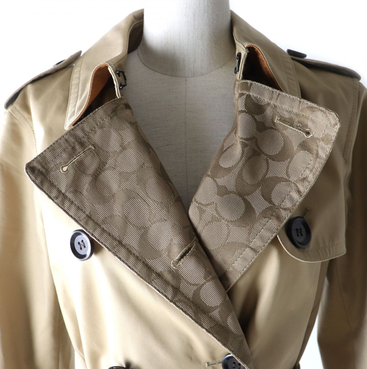 極美品☆正規品 COACH コーチ 89627 シグネチャー柄 ロゴプレート  