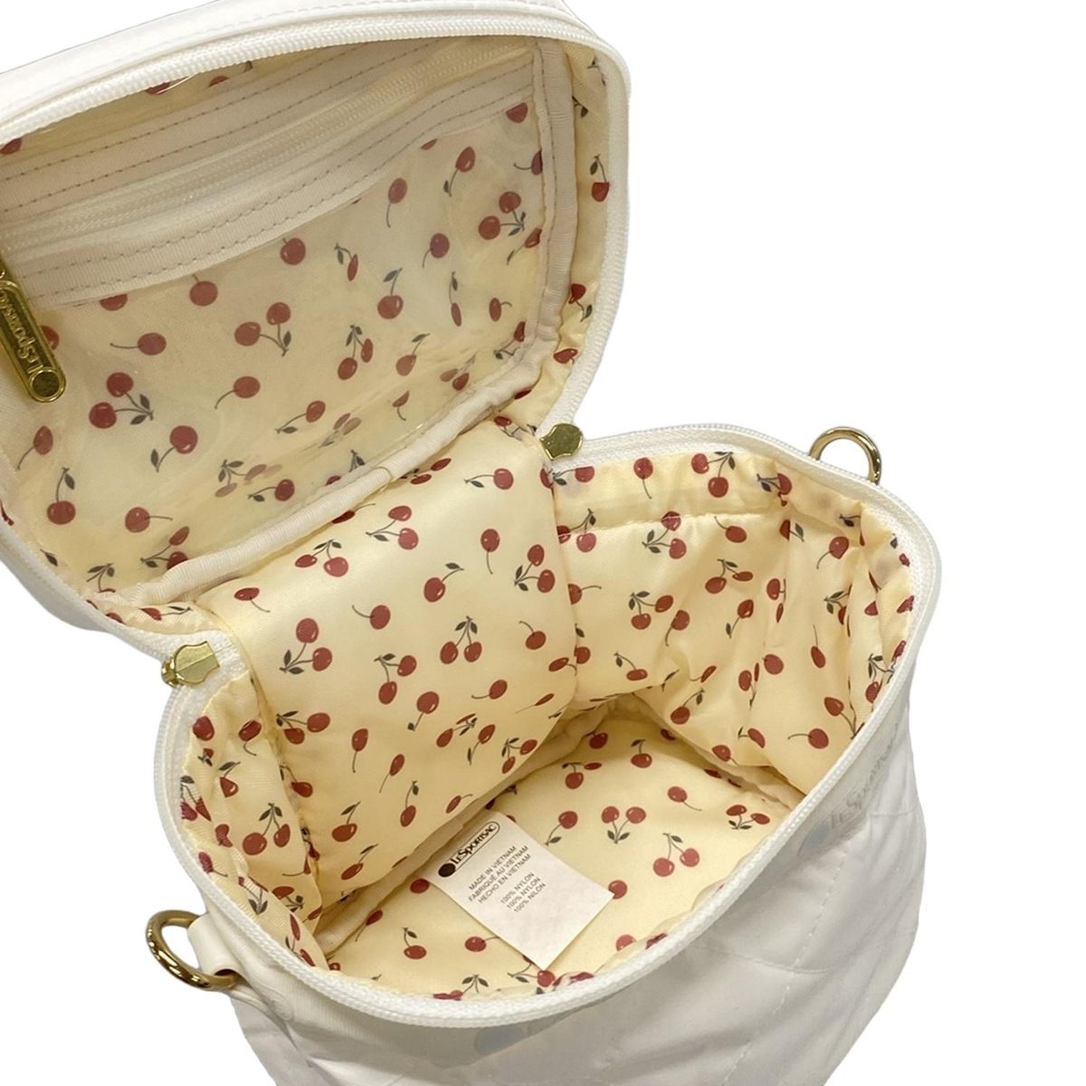 LESPORTSAC(レスポートサック) バニティバッグ美品 - 白 LESPORTSAC(レスポートサック) バニティバッグ美品 - 白