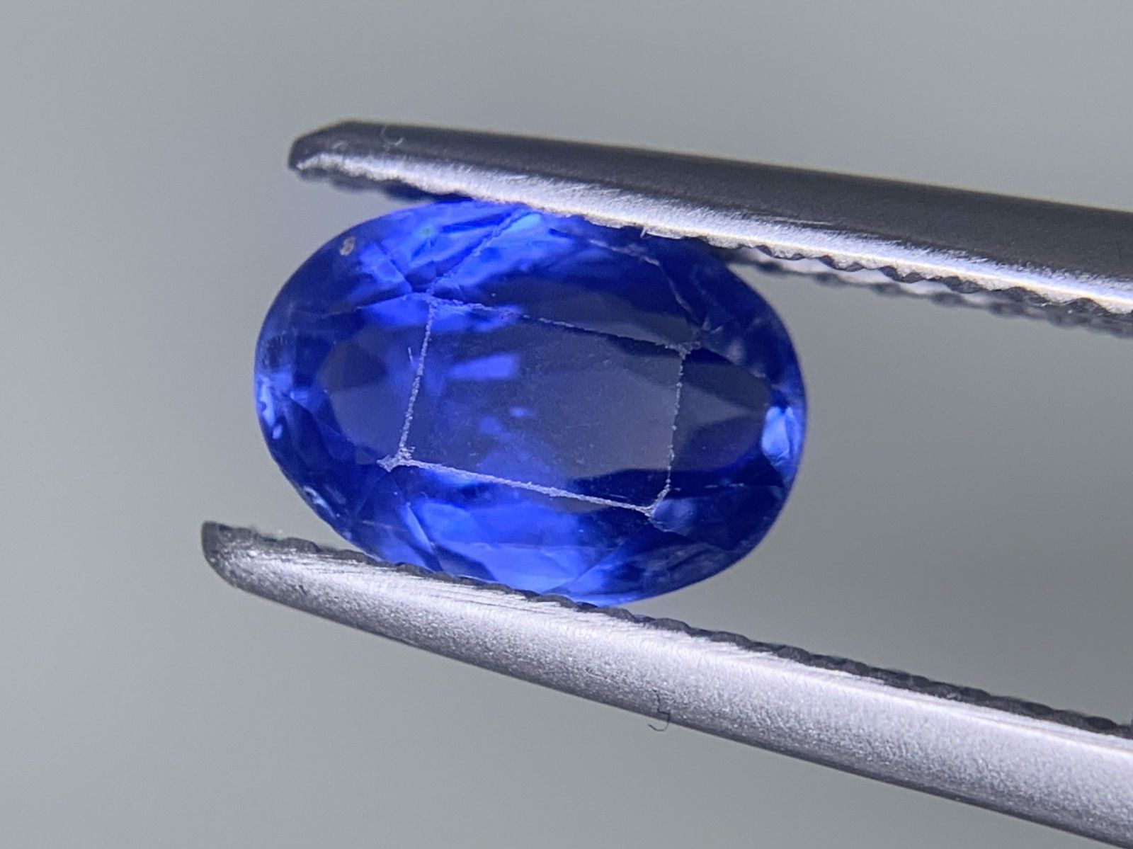 GIA宝石鑑別書付き 天然 サファイア Sri Lanka No Heat Blue 1.78ct 縦7.98㎜×横5.85㎜×高さ4.05㎜ ルース（  裸石 ） 1341Y - メルカリ