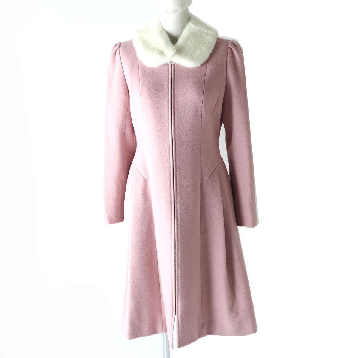 極美品△正規品 Rene ルネ 6638010 パールホワイトミンクファーティ 