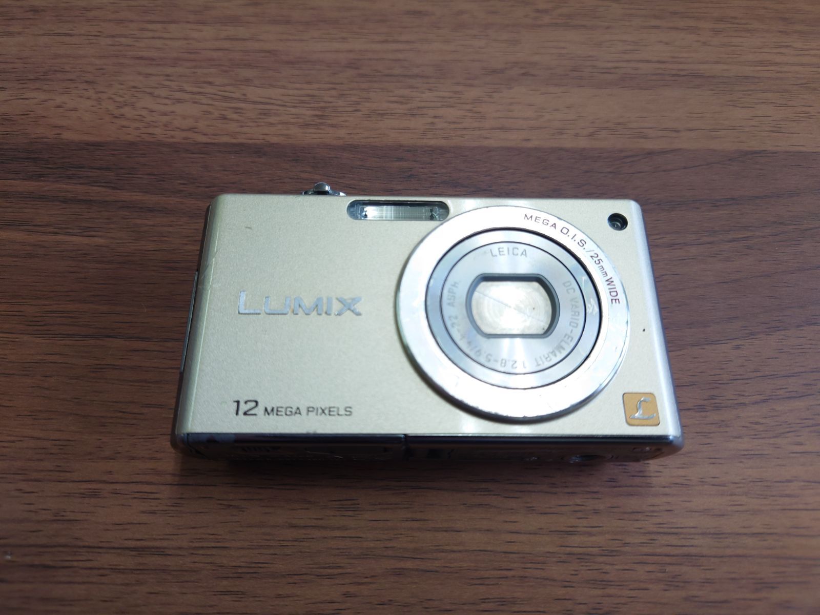 Panasonic LUMIX DMC-FX40 ゴールド　動作確認済み Panasonic LUMIX DMC-FX40 ゴールド 動作未確認 - メルカリ