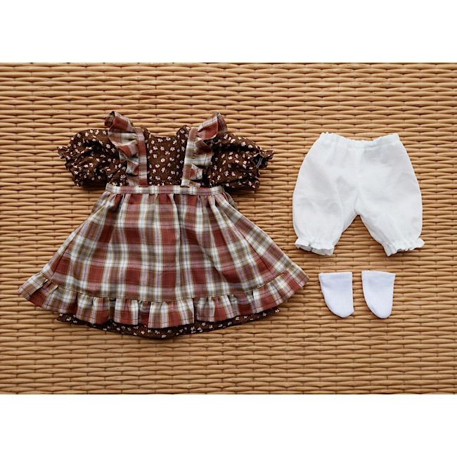 mediumサイズのおんなのこのエプロンセット②