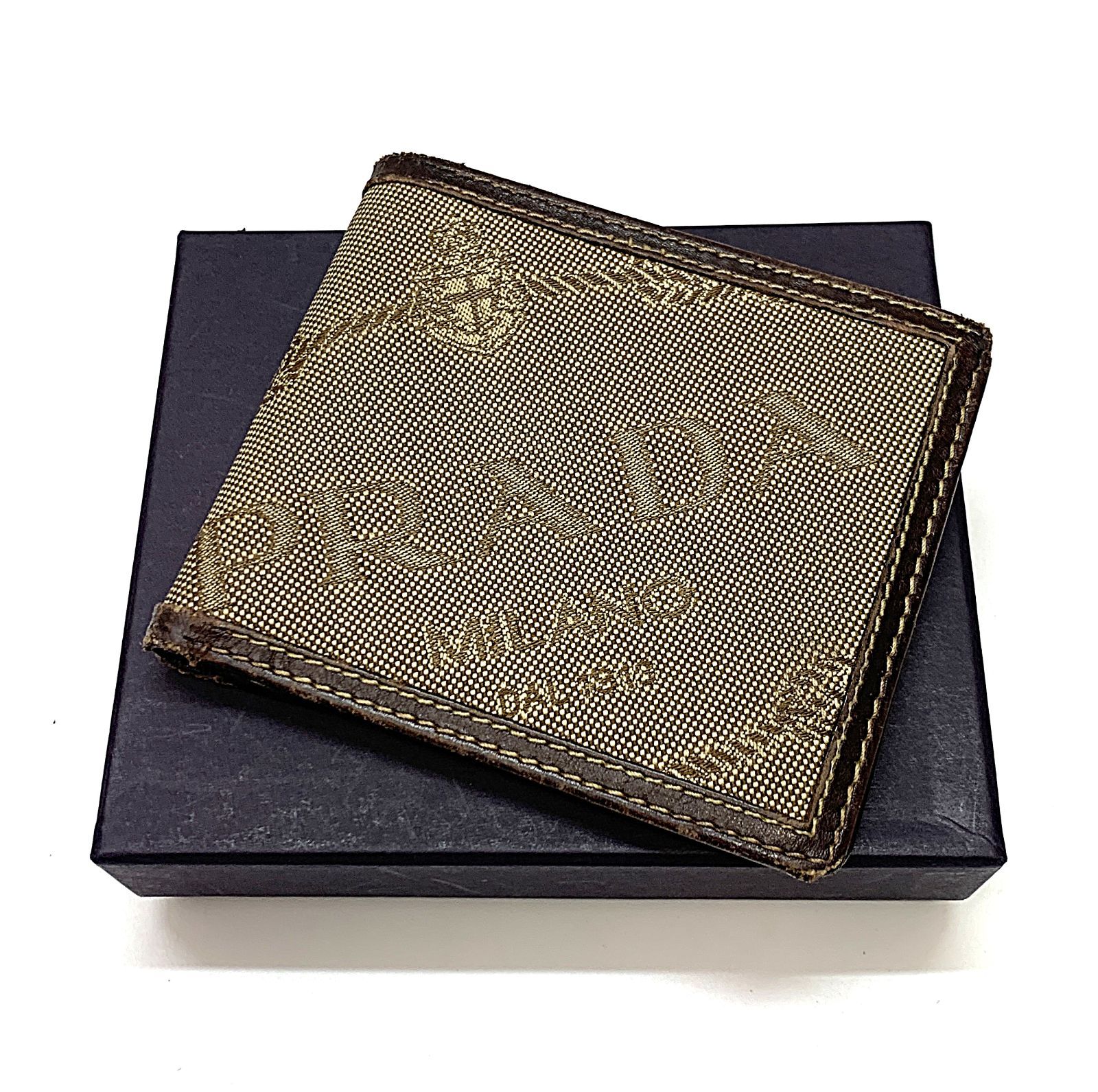 値下げ PRADA プラダ 折り財布 【公式通販】