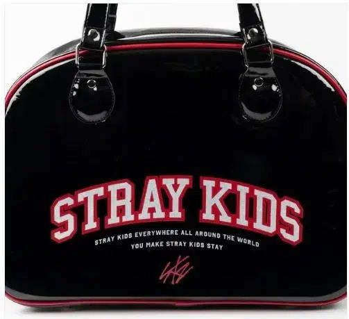 straykids スキズ dominATE ボストンバッグ Stray Kids スキズ dominATE ボストンバッグ