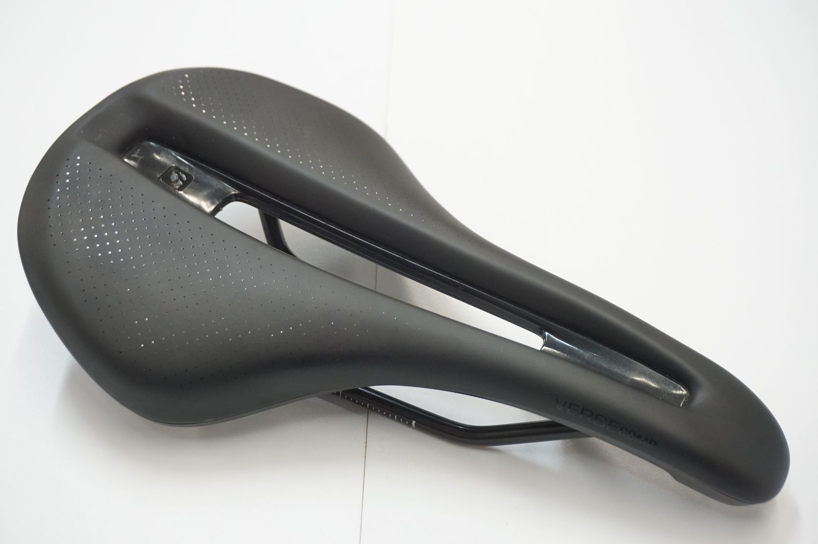 BONTRAGER ボントレガー VERSE COMP 迷ったらまずはコレ！Verse Comp Short サドル | ジーンバイクス