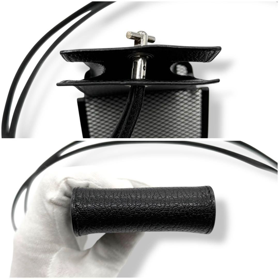 使用わずか　エルメス　ショルダーバッグ　ネックポーチ　ヴェスパ　ブラック　dc2 使用わずか エルメス ショルダーバッグ ネックポーチ ヴェスパ