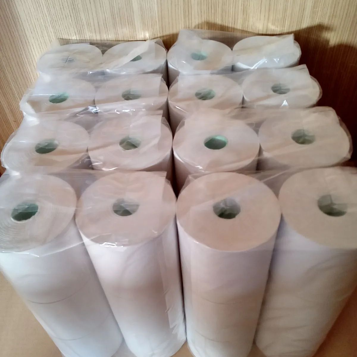 ☆THE TOILET PAPER メルカリに登場するトイレットペーパーがある