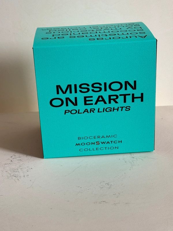 新品 オメガ スウォッチ 腕時計 Swatch x Omega Bioceramic Moonswatch Mission On Earth Polar Lights SO33L103