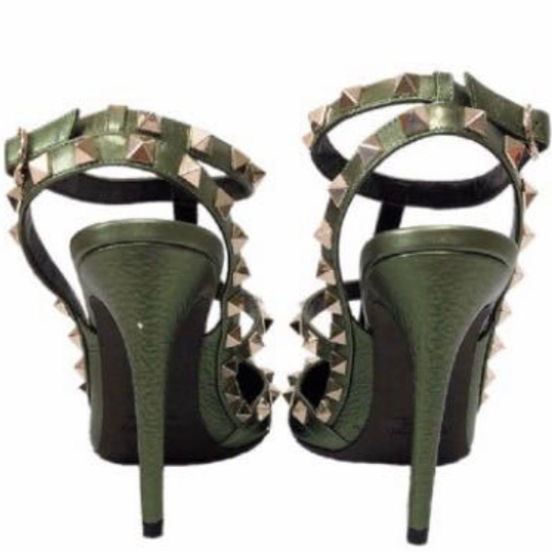 VALENTINO ヴァレンティノ ロックスタッズ ケージド パンプス グリーン  