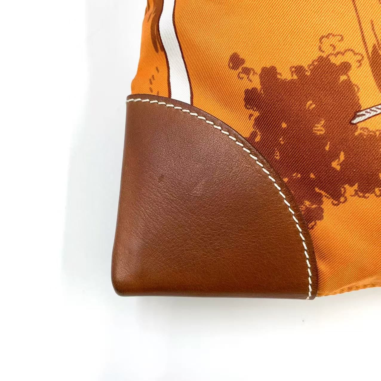 HERMES エルメス　シルキーシティPM オムニバスと白い貴婦人のゲーム　美品 楽天市場】【エルメス】Hermes シルキーシティPM オムニバスと
