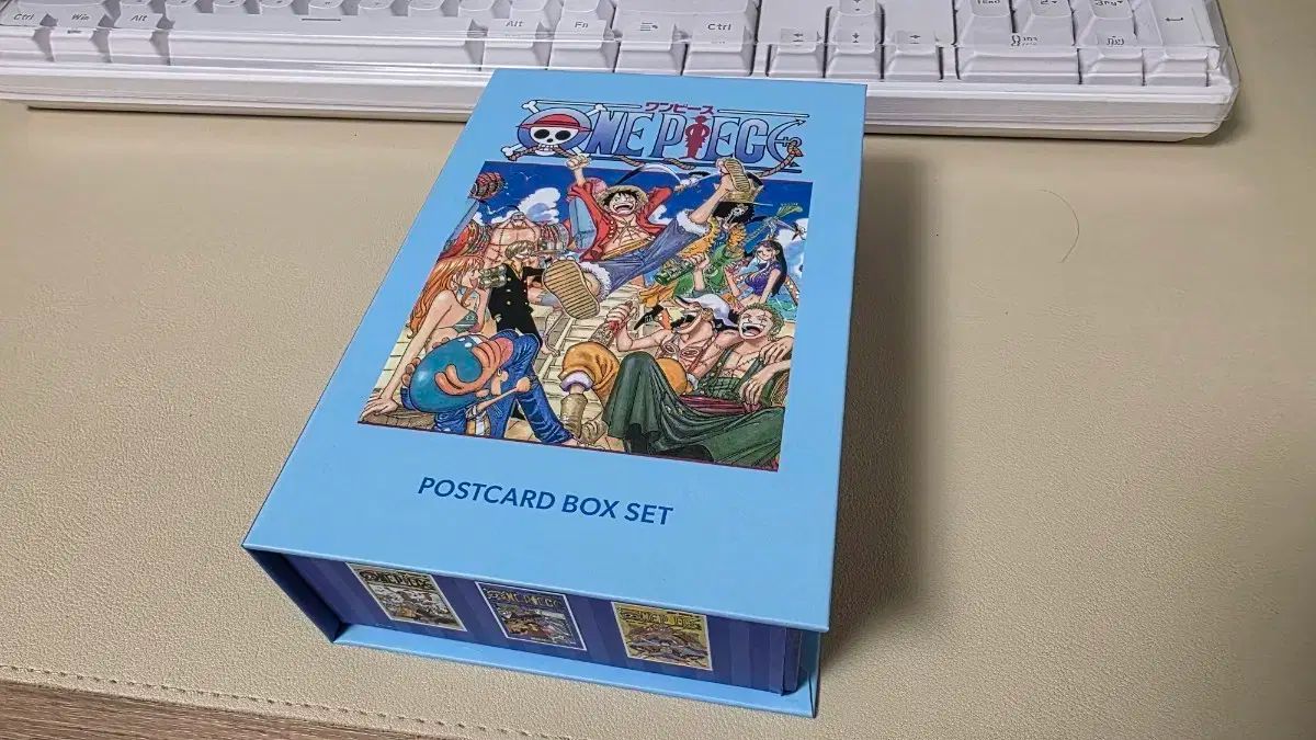 ONE PIECE ワンピース 100 巻 記念 版 はがき ポストカードセット ボックス