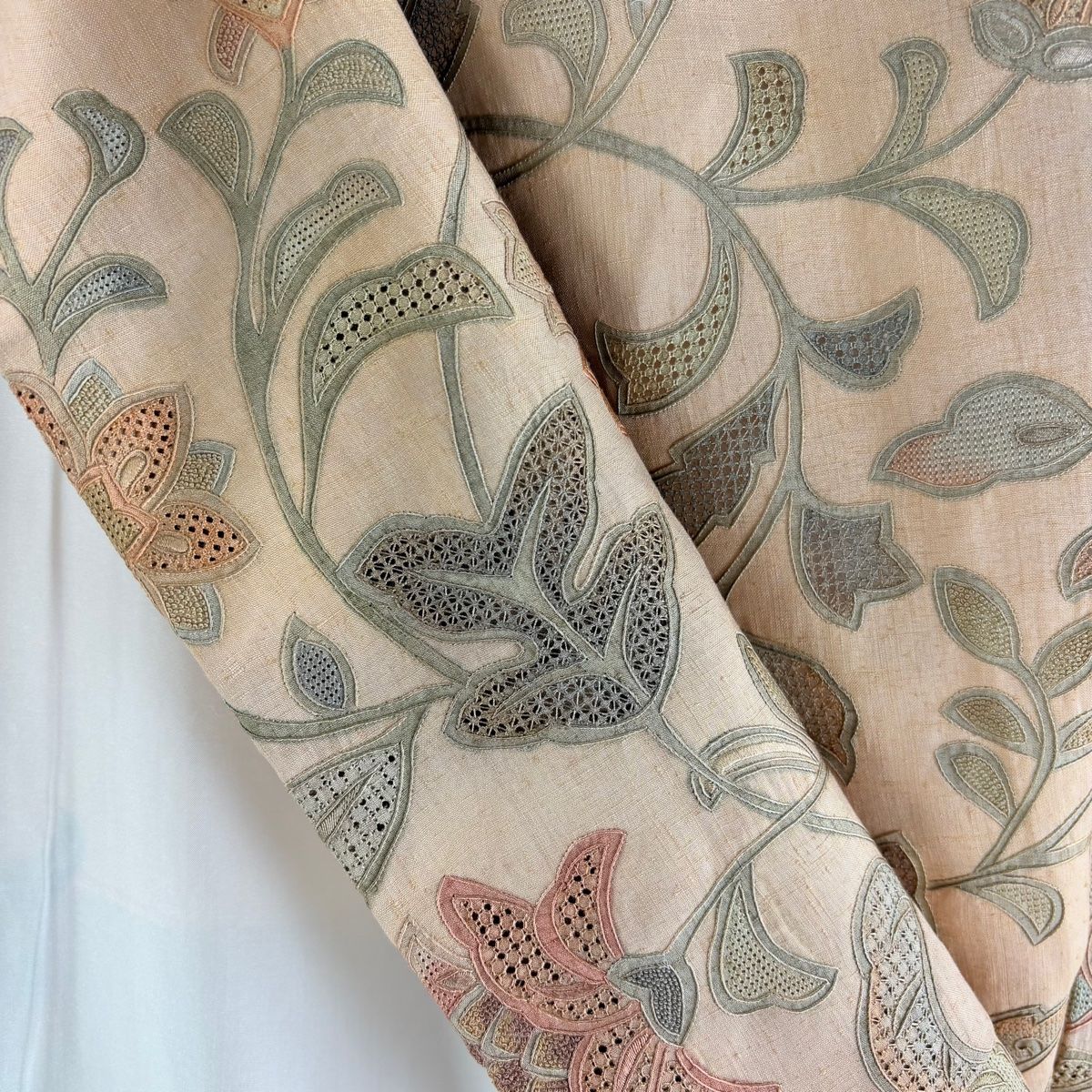 k145 ゆるふわコーデ 正絹 絵羽訪問着 縮緬 身丈158裄丈66 訪問