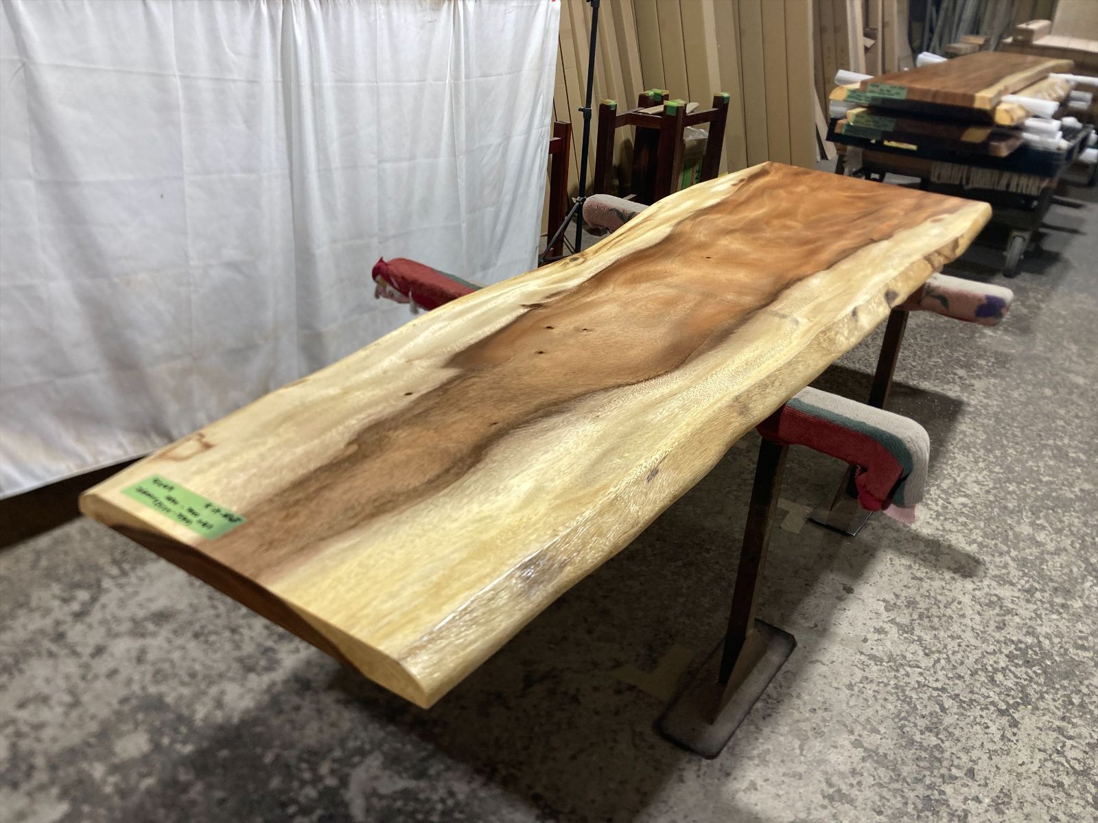 センターテーブル