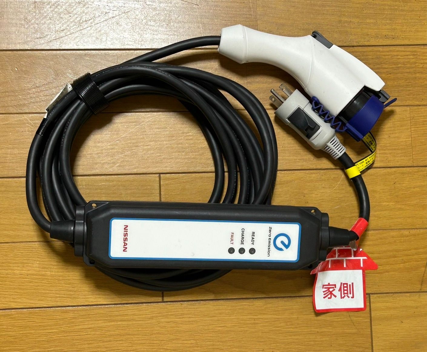 ✩.*˚ 日産リーフ 電気自動車 充電器 EV 充電ケーブル！ ✩.