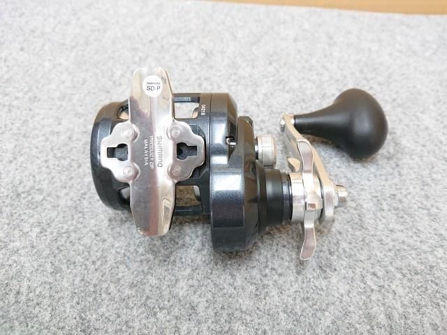 シマノ トリウム2000HG 右巻き シマノ トリウム1500hg 右巻き