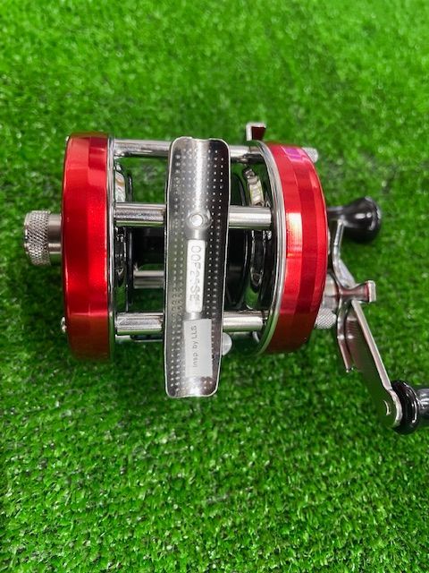 新品】アンバサダー ファクトリーチューン 5500C チェリーレッド ABU