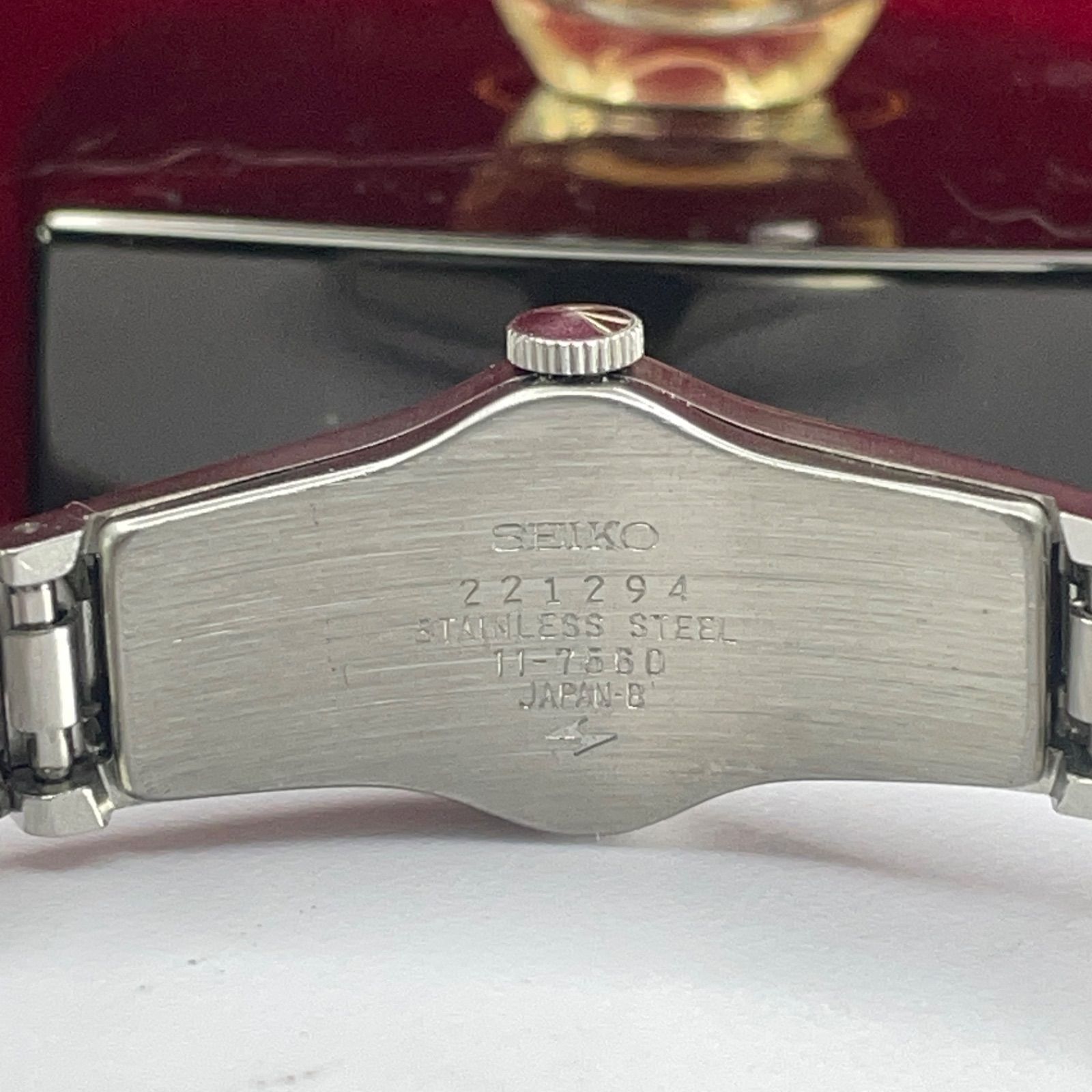★レアモデル デッドストック 70s SEIKO 手巻 純正SSベルト 腕時計 ☆レアモデル デッドストック 70s SEIKO 手巻 純正SSベルト