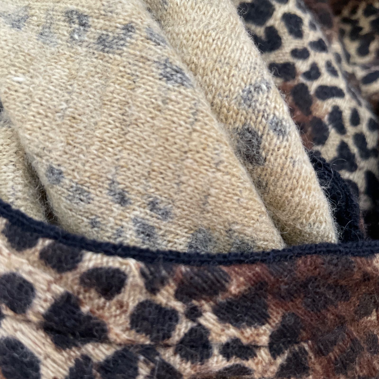 TR7 VALENTINO GARAVANI ヴァレンティノガラヴァーニ トレーナー