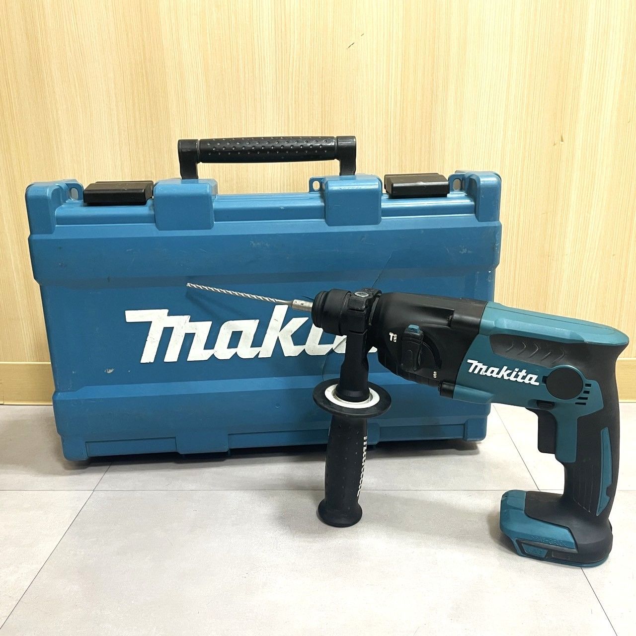 makita マキタ 充電式 ハンマドリル HR165DZK ケース バッテリー付き 電動工具 通電のみ 現状品 006242