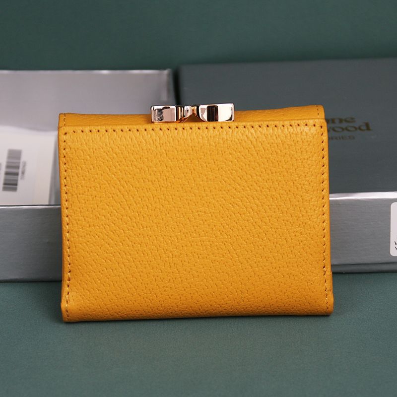 新品 ヴィヴィアンウエストウッド 財布 二つ折り Vivienne