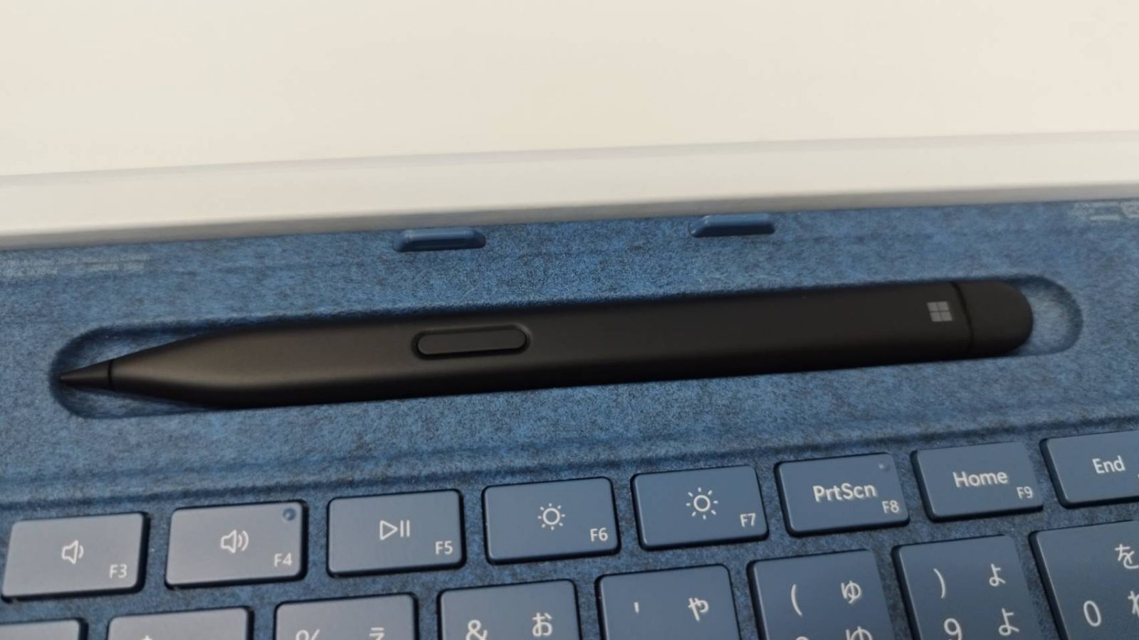 美品】Microsoft Surface Pro スリムペン2付きキーボード/1864.1962 