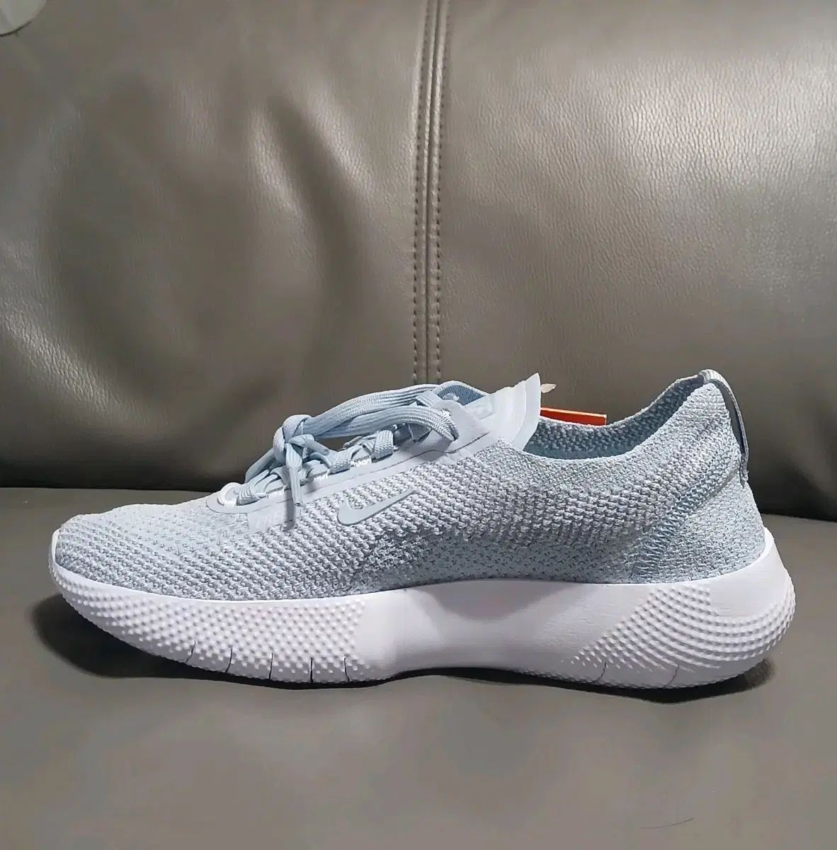 NIKE ナイキ ウィメンズ フリー 2025 ランニングシューズ 240 サイズ 箱なし