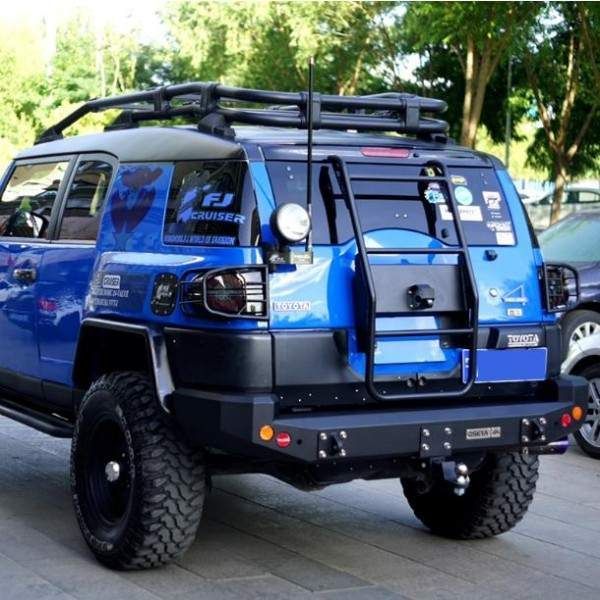 品質保証 トヨタ FJクルーザー 07-20年式 トランク テールゲート センターラダー アルミ合金製 ブラック カメラ付き 1個