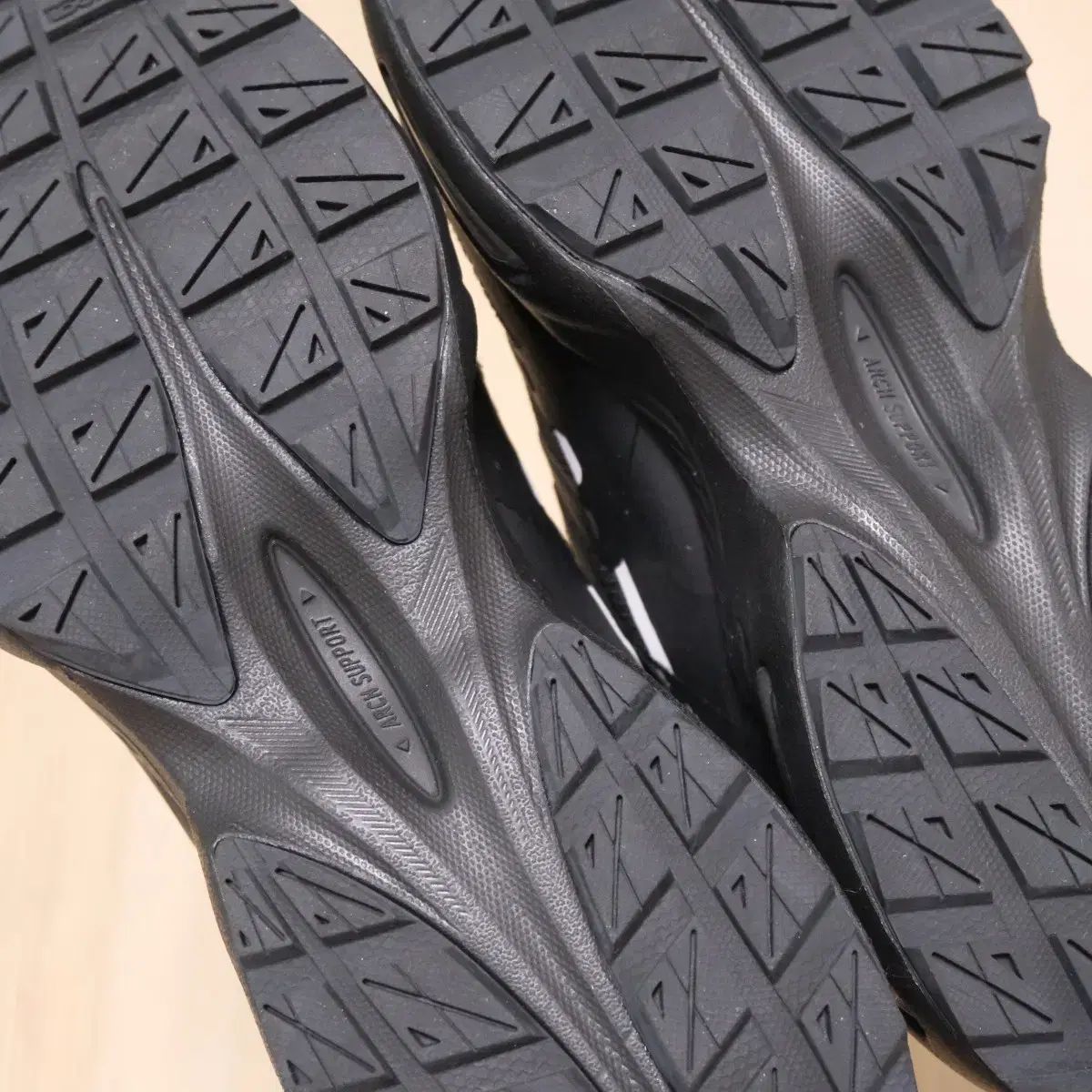 トレッキングシューズ 343