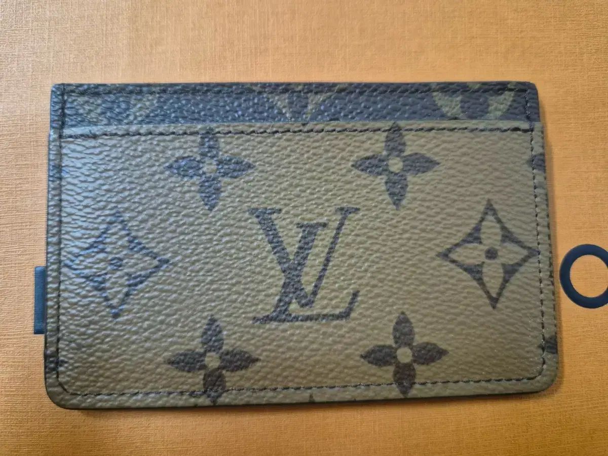 Vuitton ルイヴィトン
