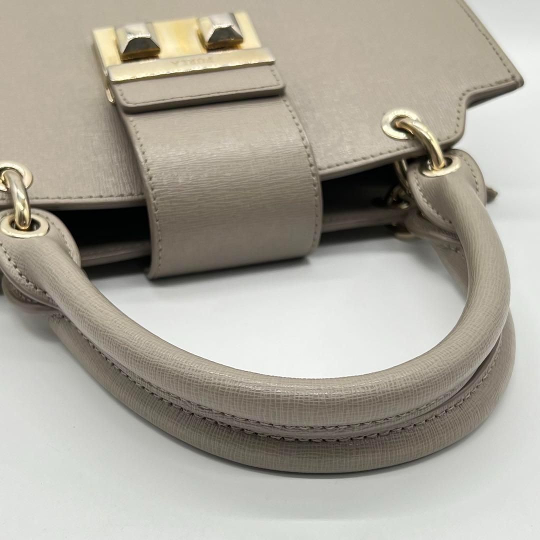 ✨️美品✨️FURLA BELLA サッチェル ハンドバッグ 2way レザー - メルカリ