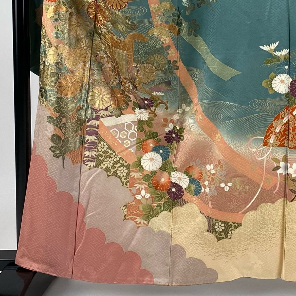 深紫 菊花柄 振袖 身丈160 f0720141】【紫系】振袖 販売 フルセット Lサイズ 【中古