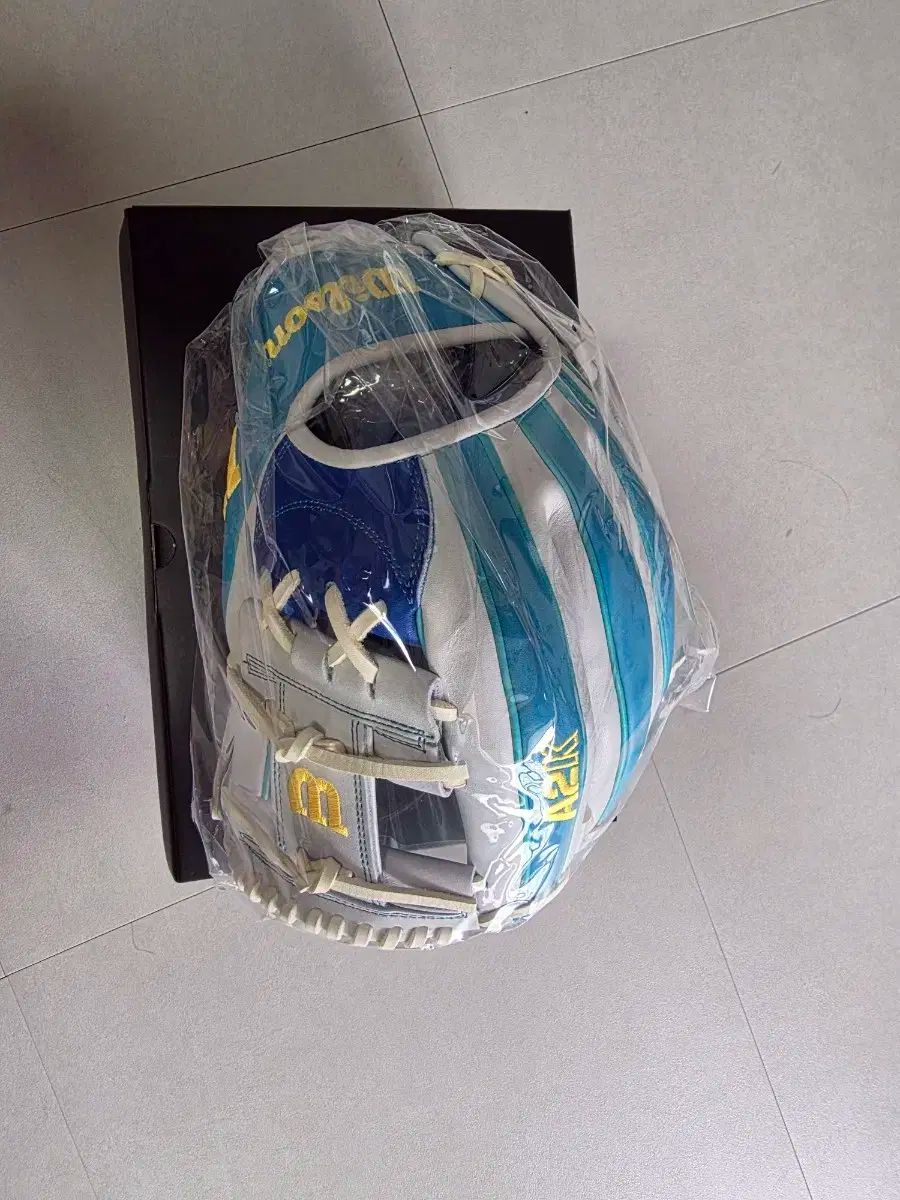 ウィルソン Wilson A 2 K HOF 25 年 ハ ジュ モデル 無人 販売